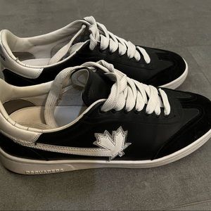 Men’s sneakers. Size 9.5